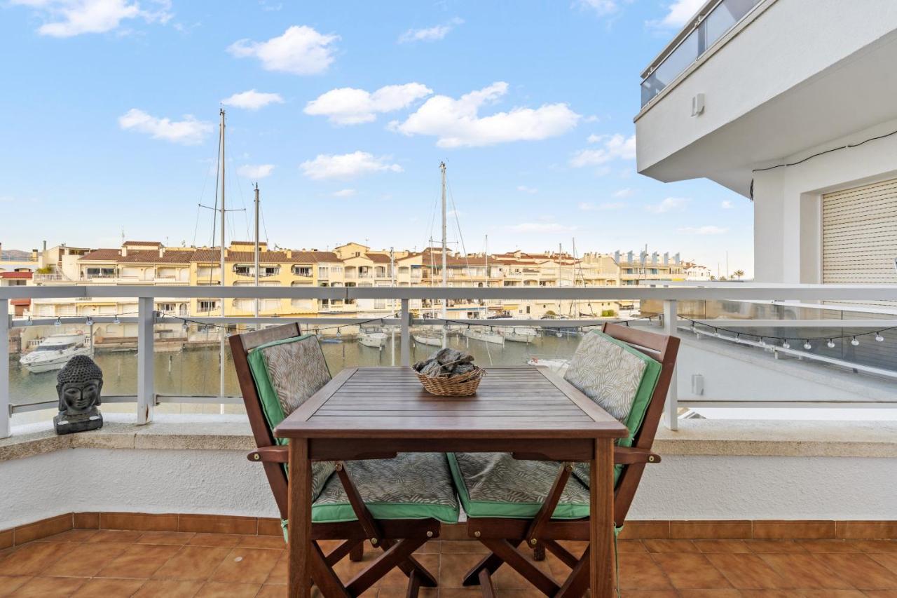 Welcs Apartamento 055 Emp Con Terraza Y Vistas Al Canal Empuriabrava Exteriér fotografie