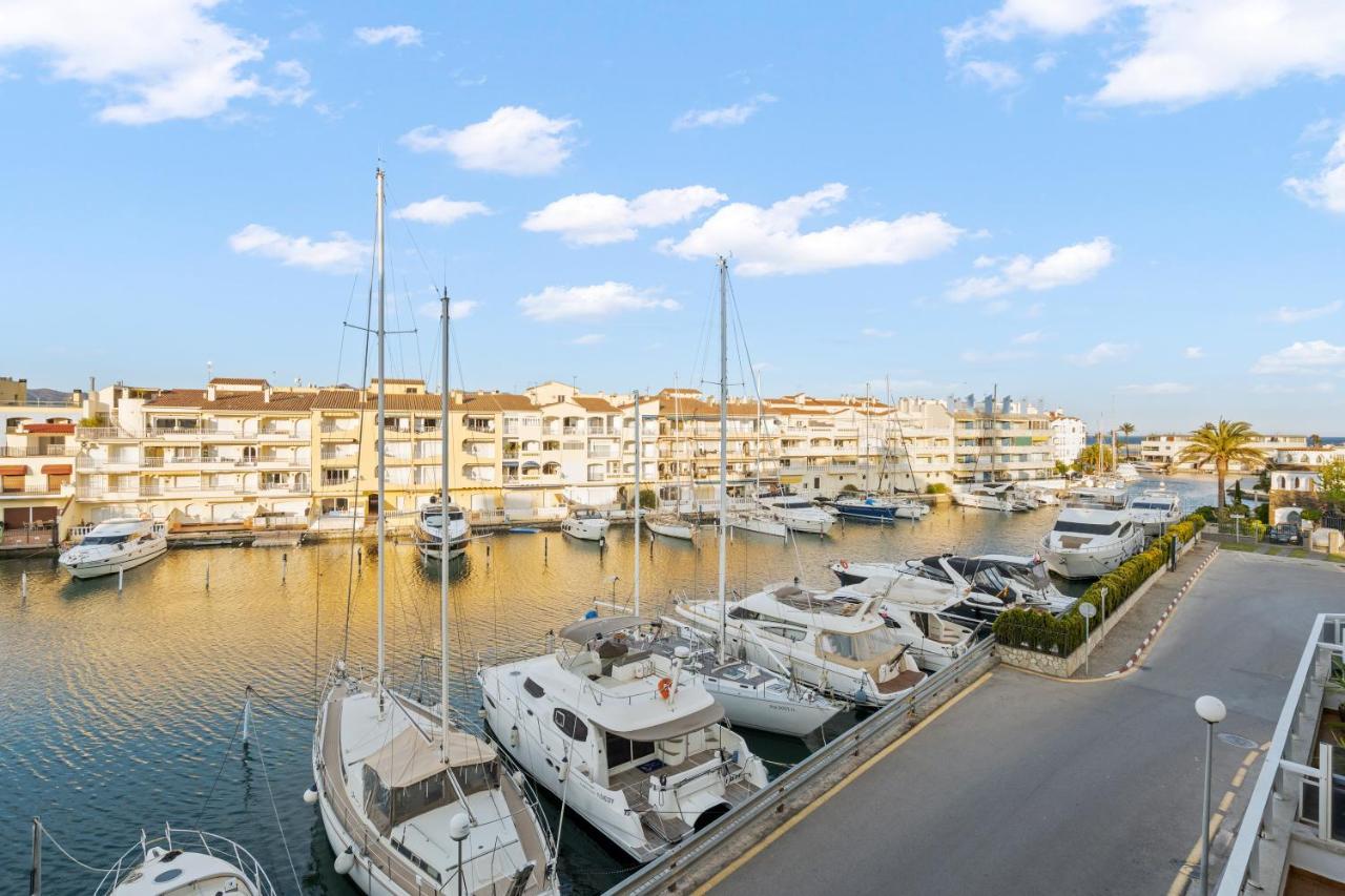 Welcs Apartamento 055 Emp Con Terraza Y Vistas Al Canal Empuriabrava Exteriér fotografie